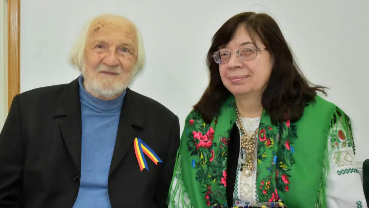 Doliu în Bucovina: Scriitorul Ioan Țicalo și fiica sa, poeta Mihaela Grădinariu, au murit la interval scurt
