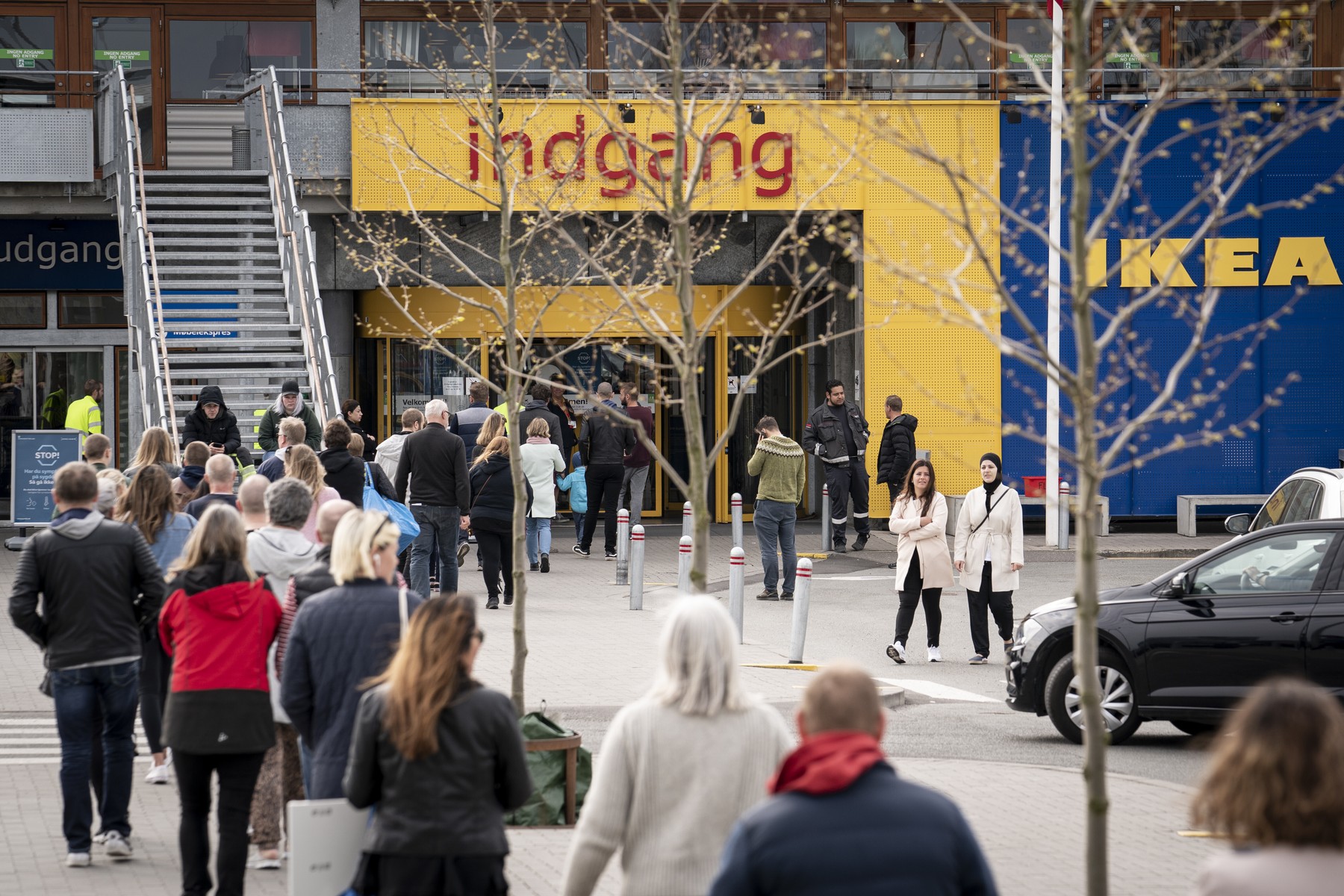 Magazinele IKEA ar putea deveni adăposturi de urgență sau spitale temporare în Danemarca
