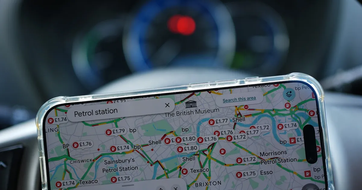 Șoferii pot găsi cele mai mici prețuri la benzină prin Google Maps, datorită unui sistem oficial din Marea Britanie