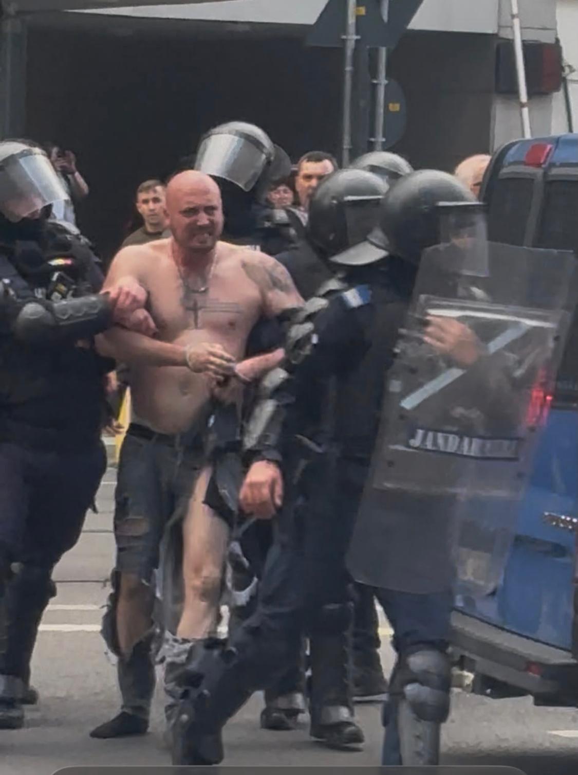 Șase persoane reținute după violențele de marți din Piața Victoriei. Ciprian Pamfilie, suspect de coordonare