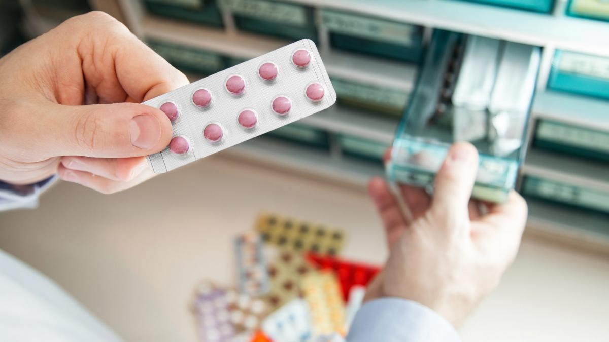 O asistentă medicală din Brăila este cercetată pentru furtul de opioide și sedative din spital