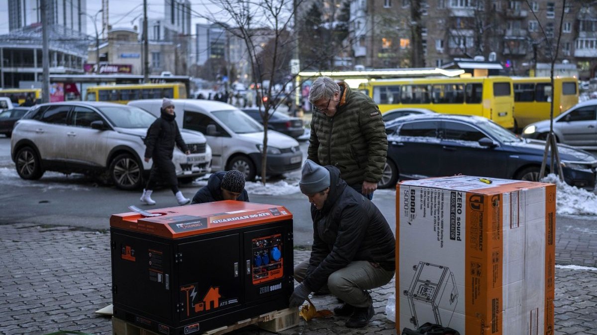 Un locuitor din Kiev a dat în judecată o biserică pentru zgomotul produs de un generator industrial