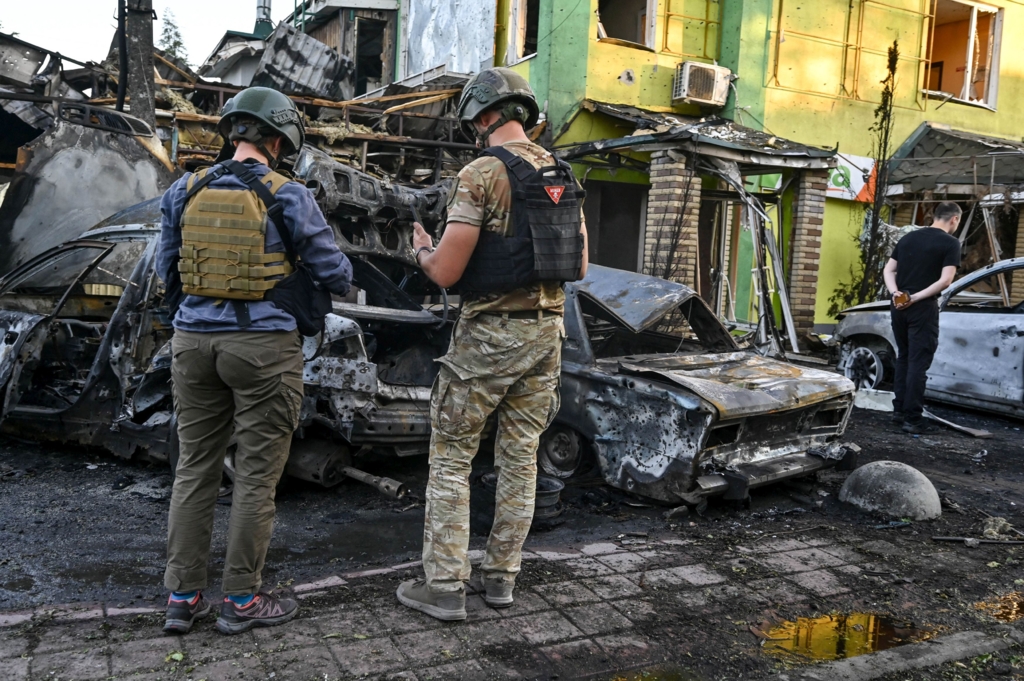 Atacuri aeriene rusești masive asupra Ucrainei: cel puțin 20 de morți în Zaporojie