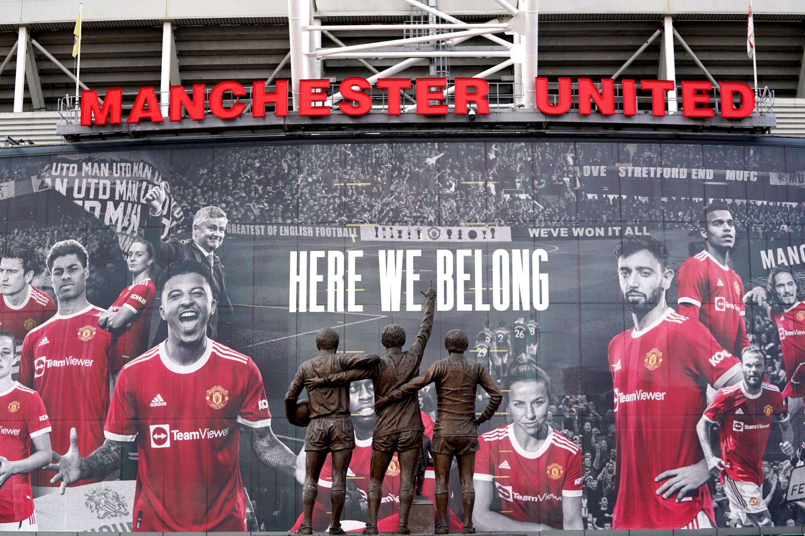 Bobby Charlton, legenda Manchester United care a supraviețuit tragediei de la München