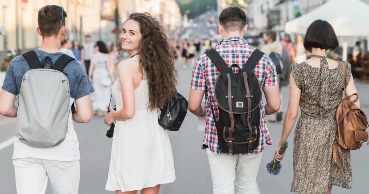 România înregistrează un deficit demografic major: peste 5.600 de decese în plus față de nașteri în august 2026