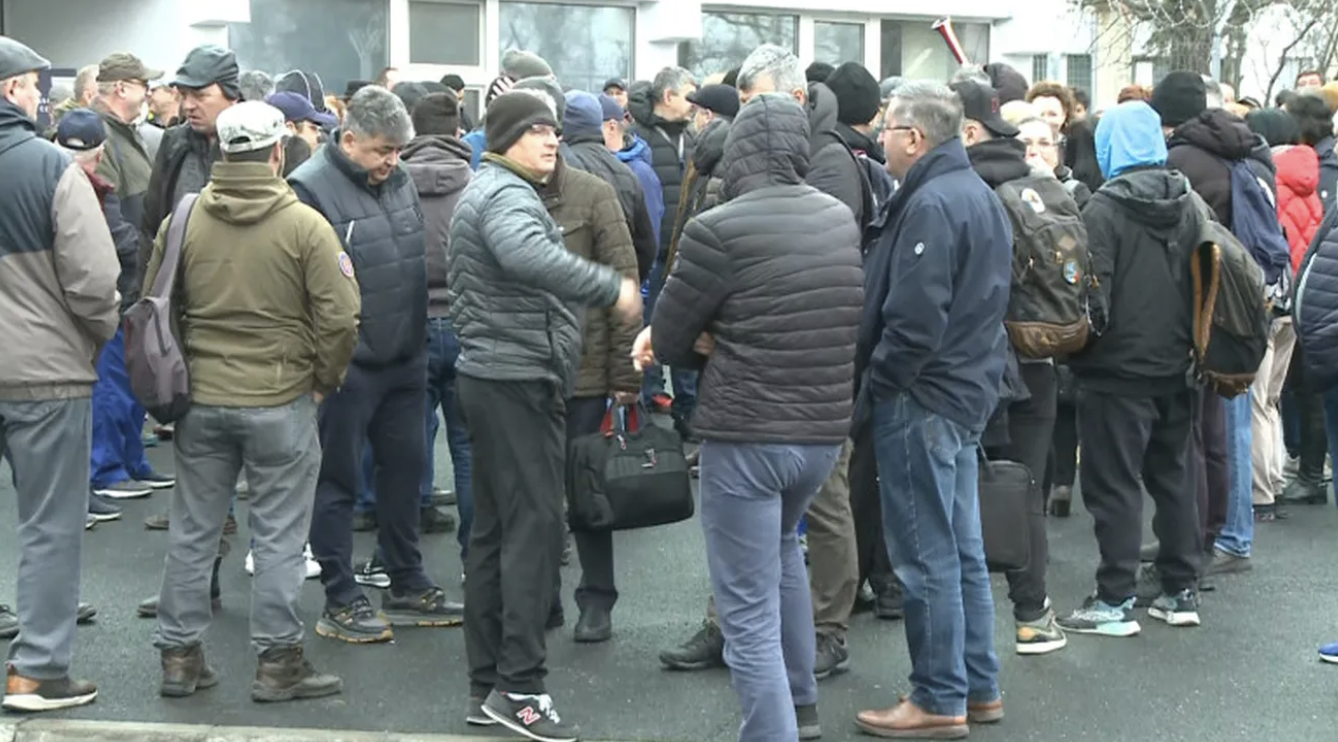 Protest la IAR Ghimbav: Angajații nemulțumiți de creșterea indemnizațiilor pentru membrii Consiliului de Administrație