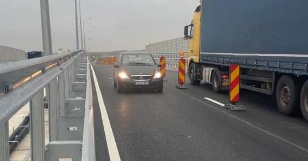 Pasajul DN3 peste Autostrada A0 a fost deschis circulației, dar traficul este limitat la două benzi