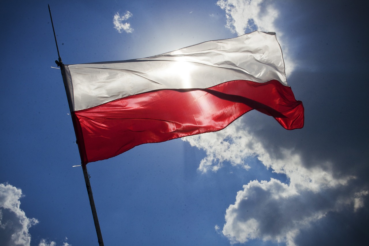Łukasz Gibała câștiguje alegerile pentru primăria Cracoviei, învingând candidata susținută de Donald Tusk