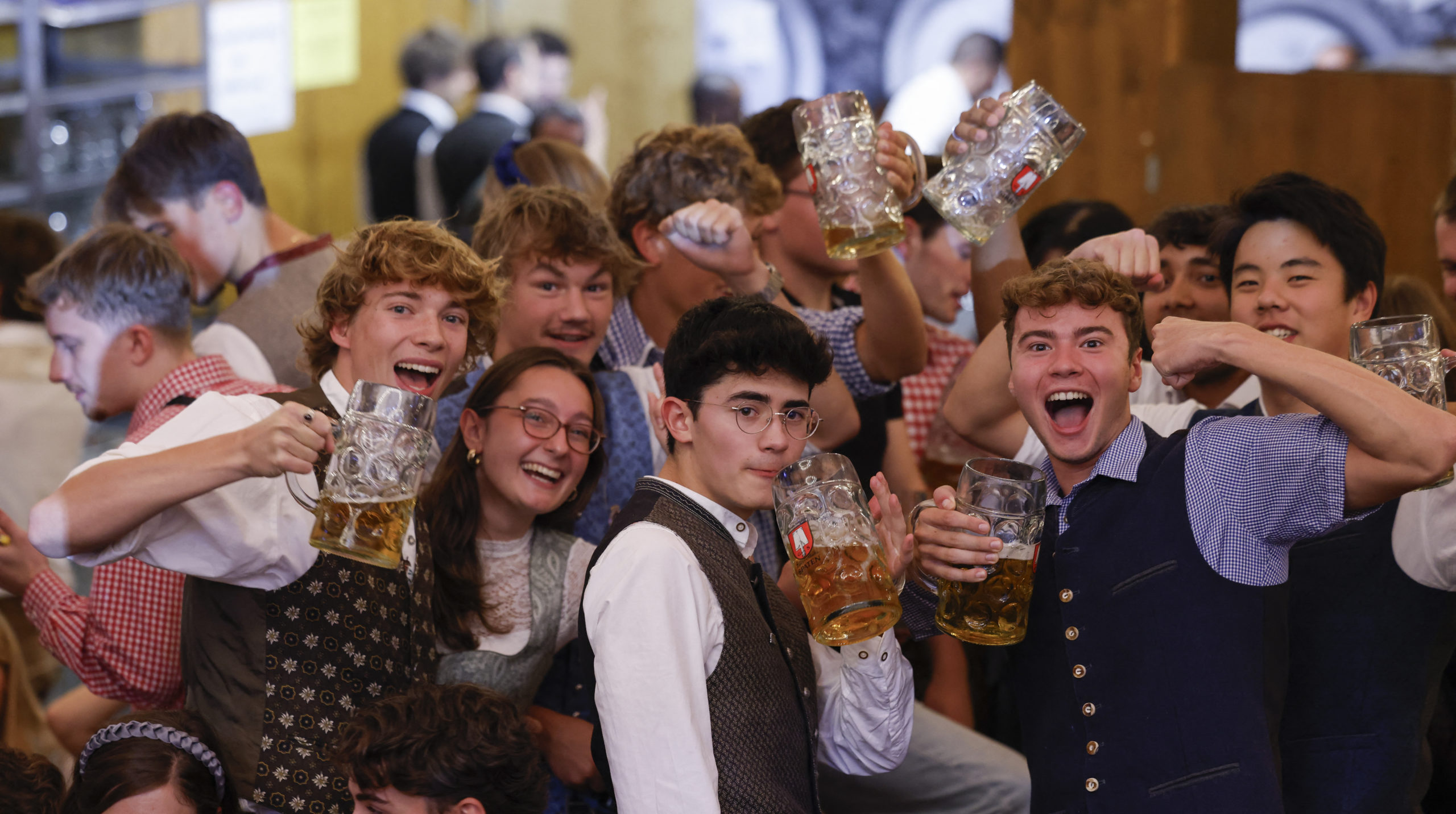 Istoria primului Oktoberfest: de la nunta princiară la cel mai mare festival din lume