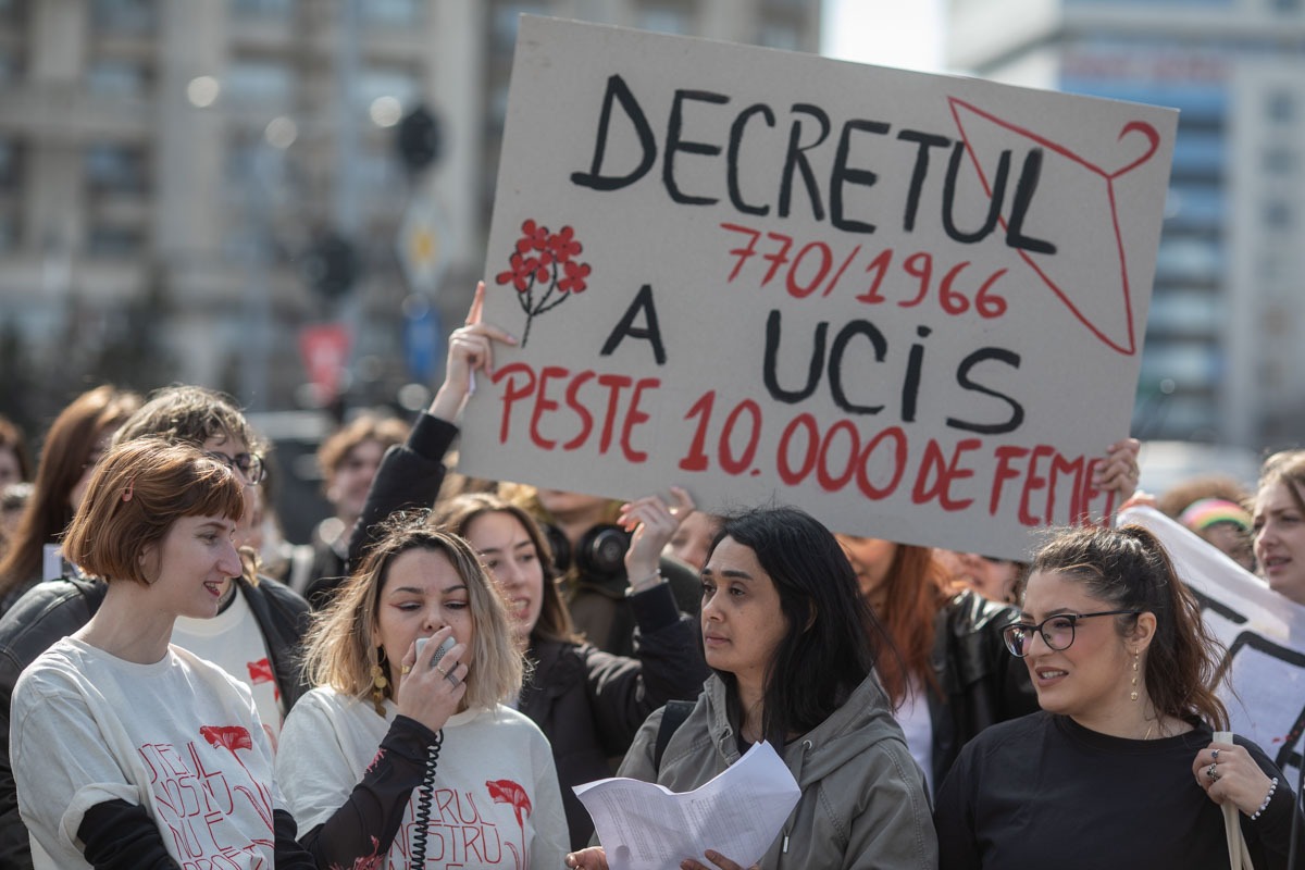 60 de ani de la interzicerea avortului prin Decretul 770: Comemorarea sacrificiilor femeilor și copiilor