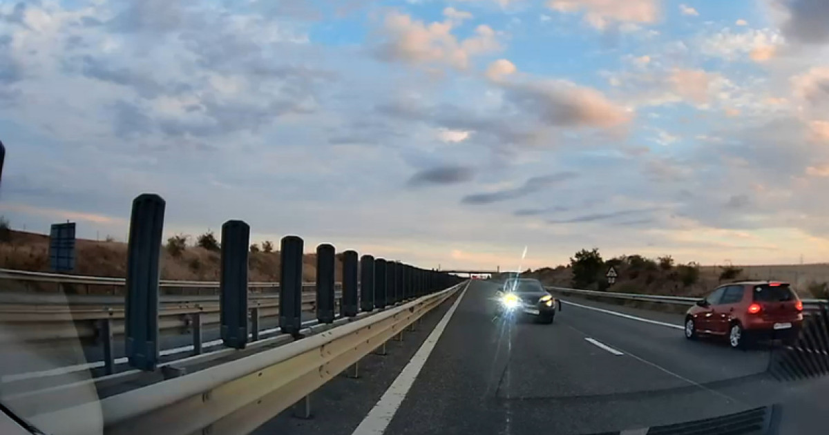 Un șofer de 73 de ani a provocat un accident în lanț pe Autostrada A1 după ce a intrat pe contrasens