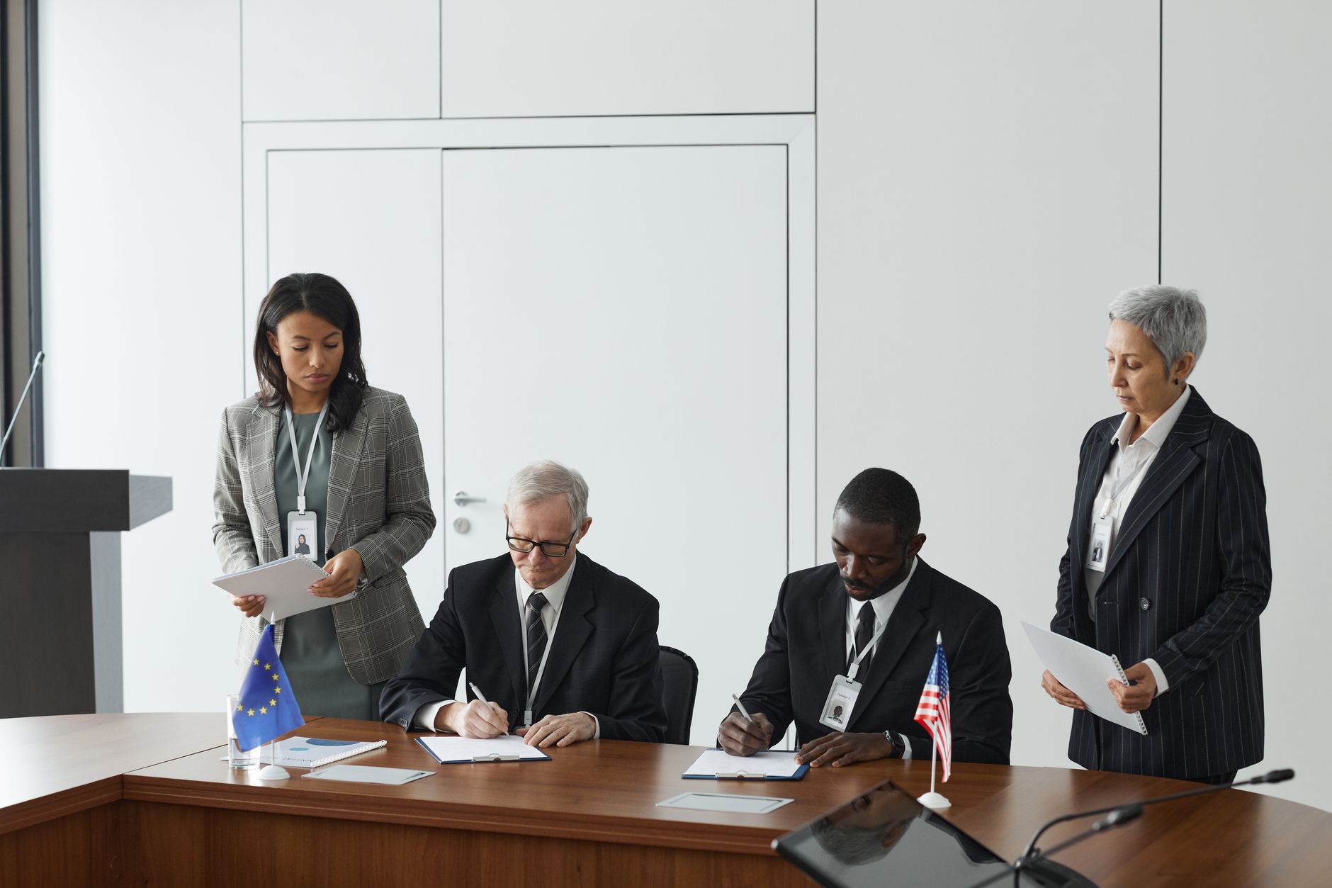 Marea Britanie și Uniunea Europeană vor organiza un summit de „resetare” a relațiilor Brexit la Bruxelles