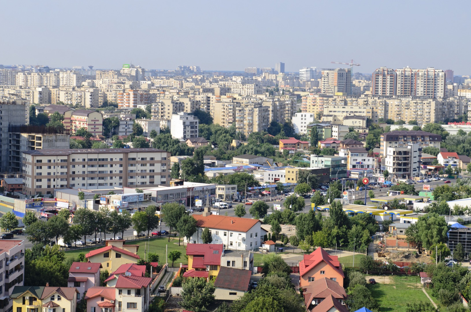 Cluj-Napoca rămâne cel mai scump oraș din România, în timp ce Bucureștiul urcă pe locul doi