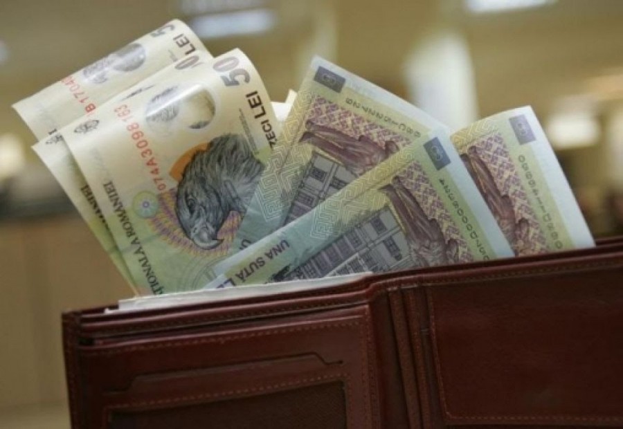 Explozie de beneficiari în Pilonul II de pensii: numărul celor care încasează banii a crescut cu 55%