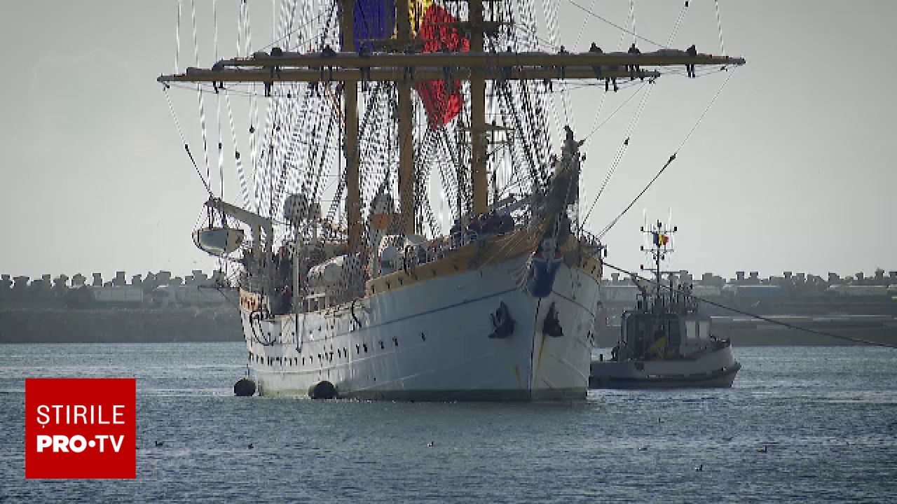 Nava Școală Mircea a revenit în portul Constanța după o expediție de cinci luni prin Atlantic și Marea Mediterană