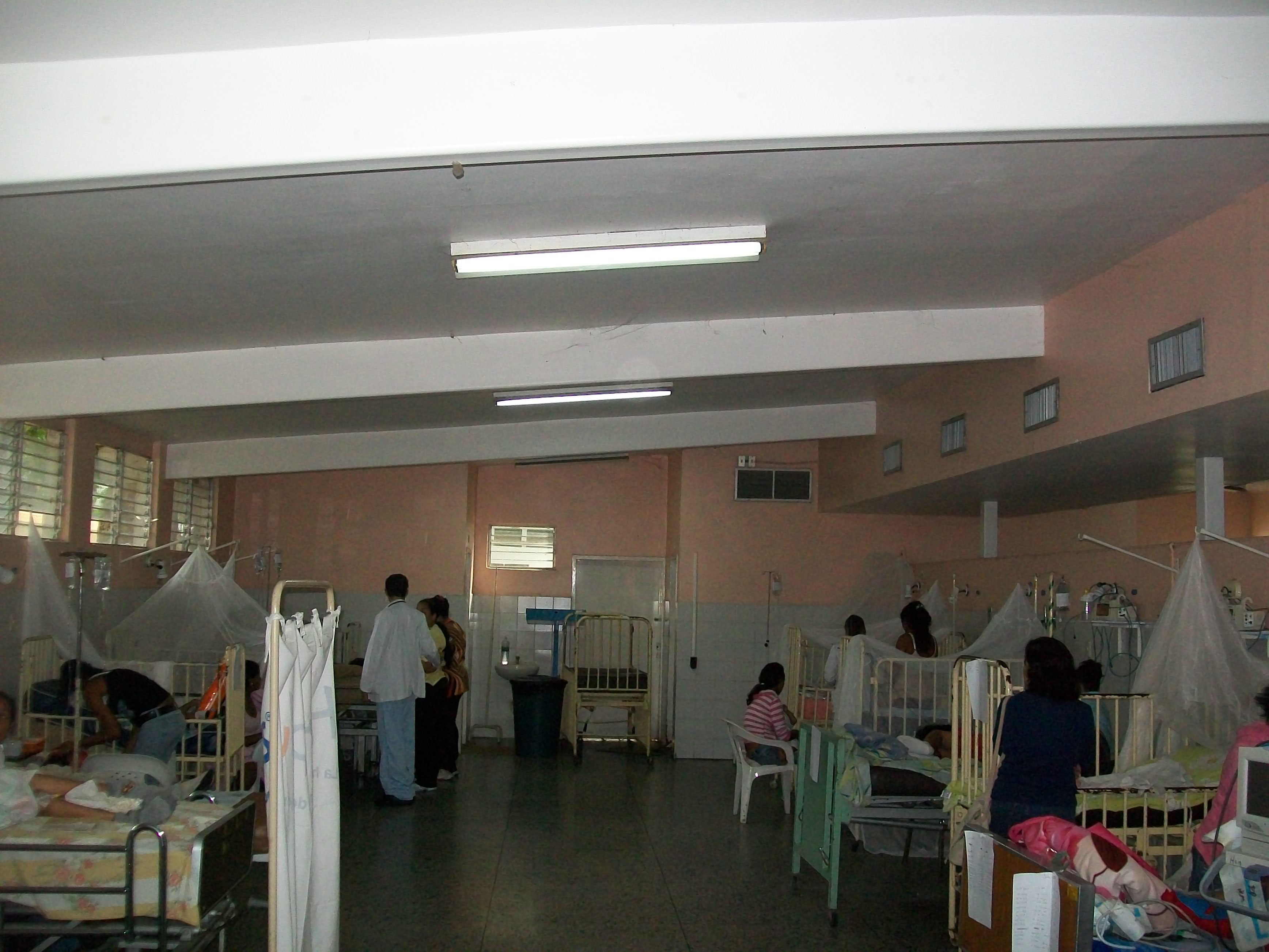 16 persoane au fost spitalizate în Antalya după injecții cu Botox administrate de persoane neautorizate