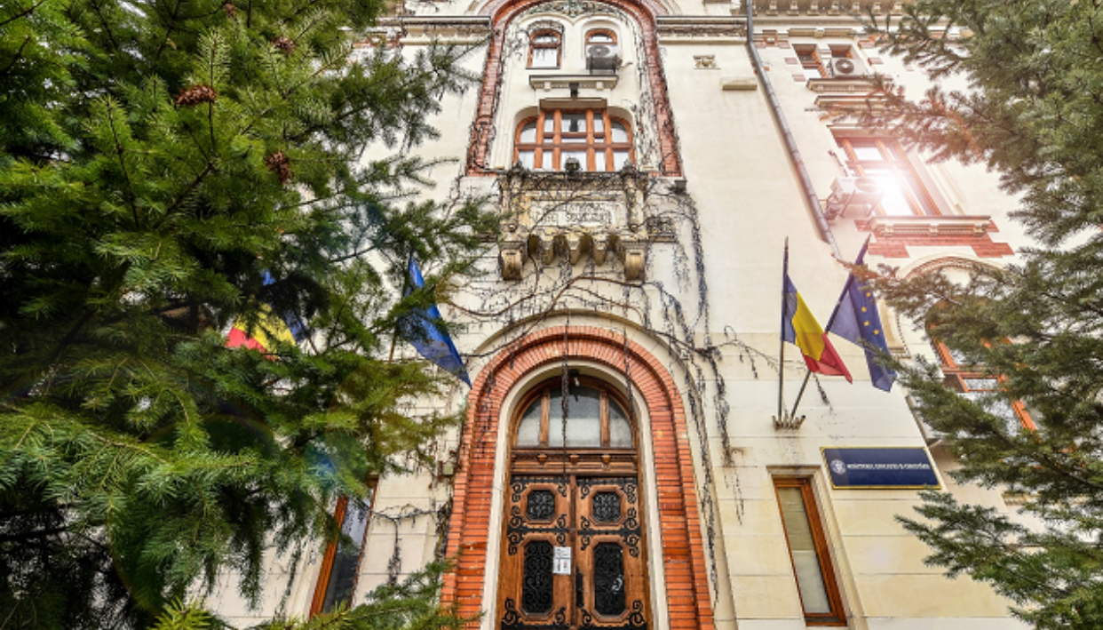 Rezultatele primei probe pentru directorii de școli: rata de promovare este de 69,05%