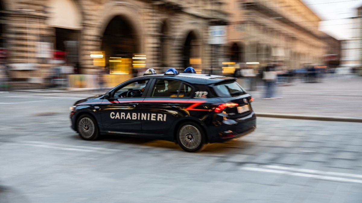 O femeie de 57 de ani a înșelat sute de afaceri din Italia: peste 300 de plângeri pentru neplată
