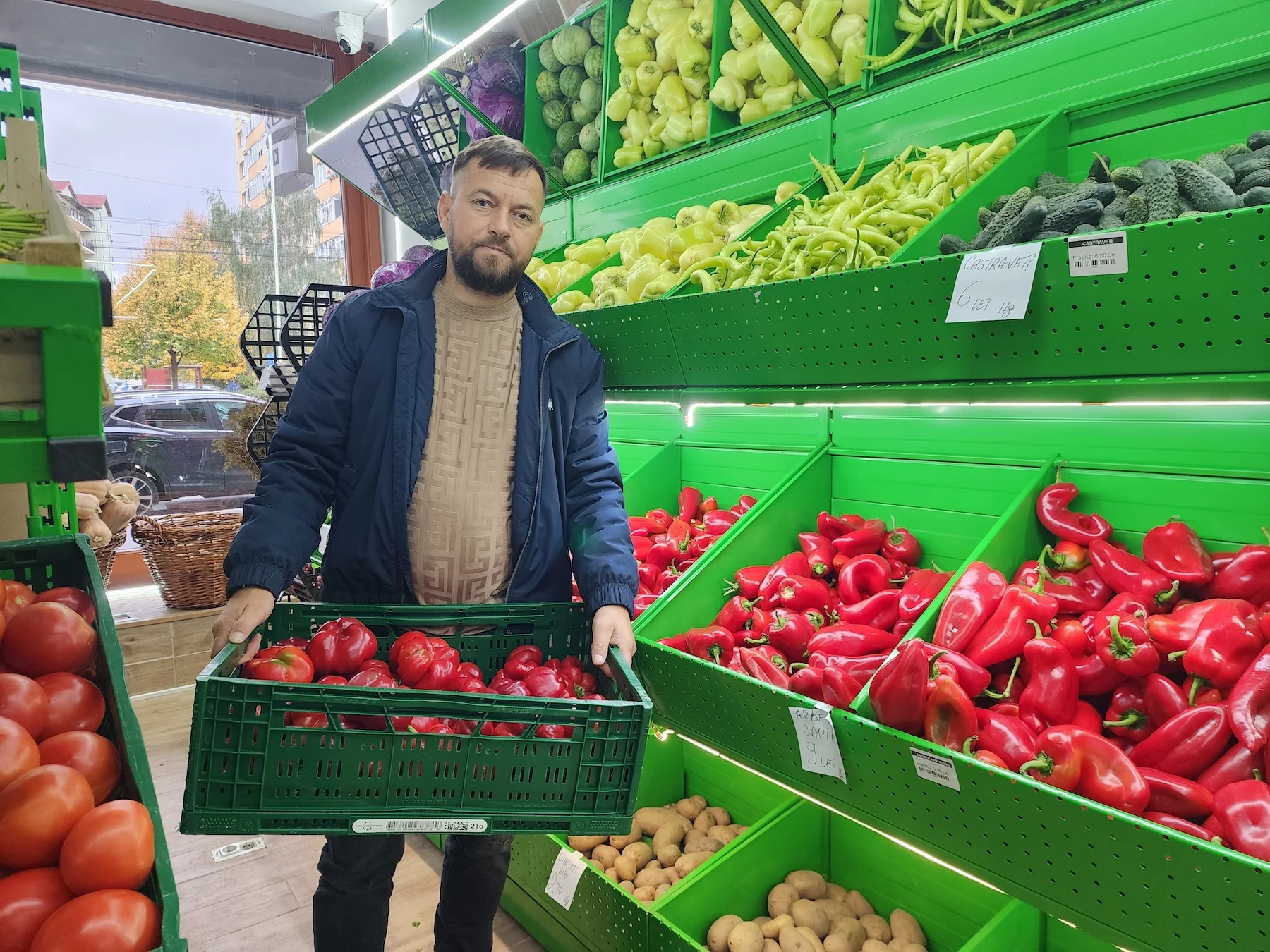 O fostă sală de jocuri din Sibiu a devenit aprozar pentru o cooperativă de fermieri din Giurgiu