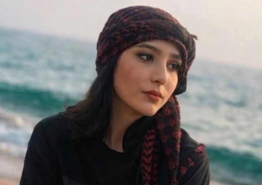 Studentă din Iran, condamnată la moarte pentru o postare pe rețelele sociale