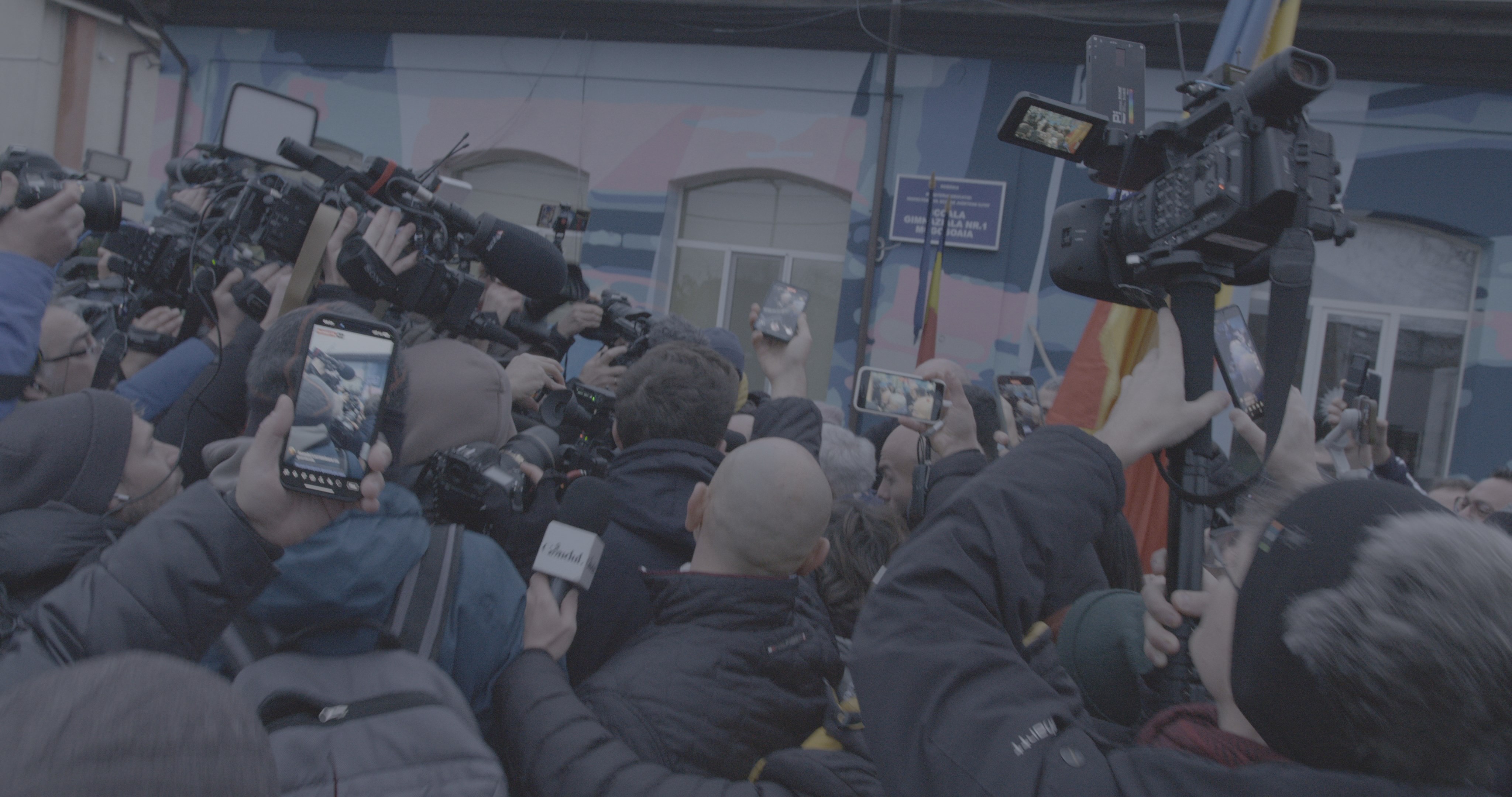 Documentarul „Micile Speranțe” al lui Alexandru Solomon a fost selectat la festivalul internațional IDFA